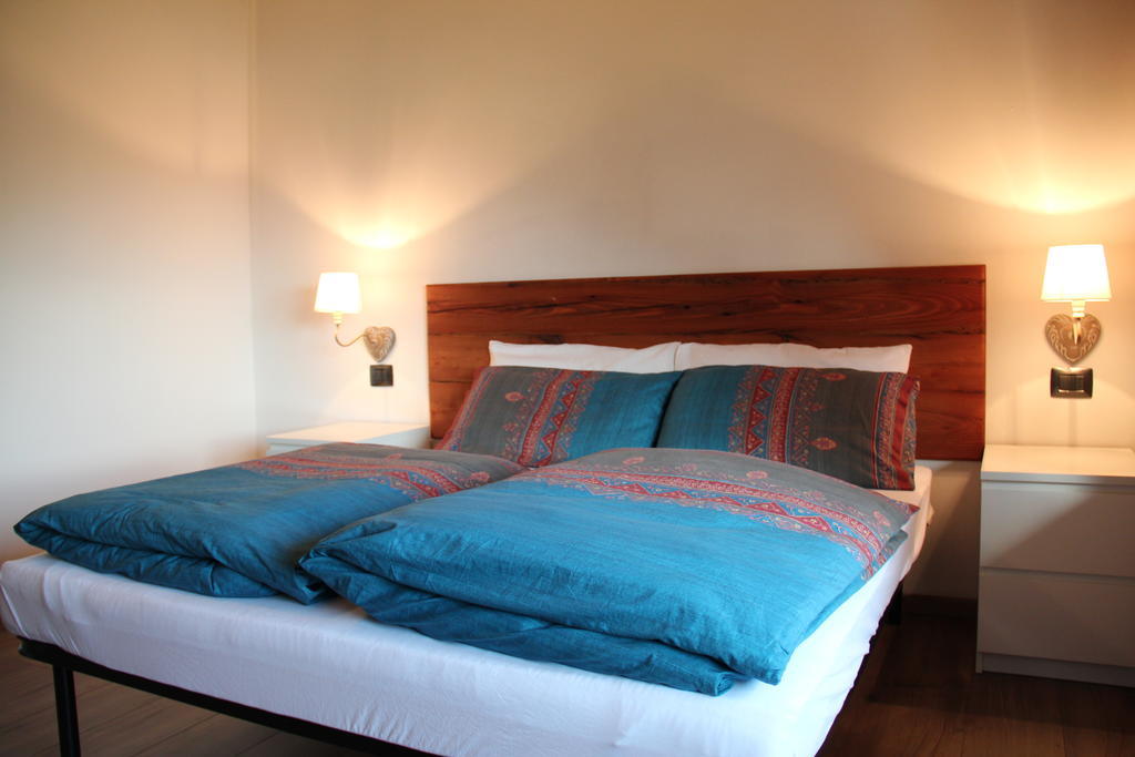 Mortirolo Bed & Breakfast Mazzo di Valtellina Ruang foto